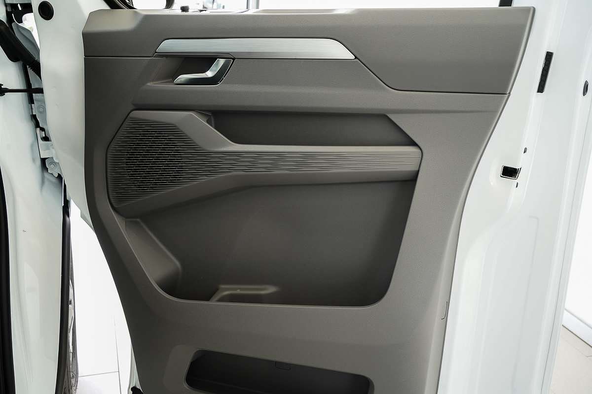 2025 Volkswagen Transporter TDI 125kW NSN LWB Low Roof