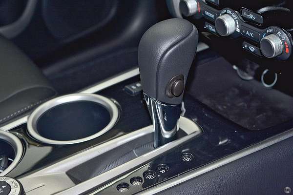 2018 Nissan Pathfinder ST-L R52 Series II