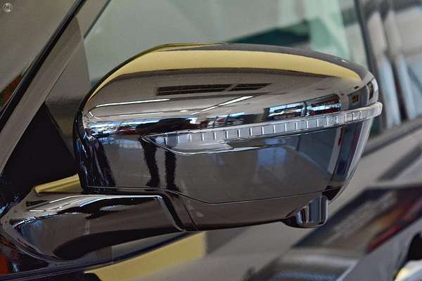 2018 Nissan Pathfinder ST-L R52 Series II