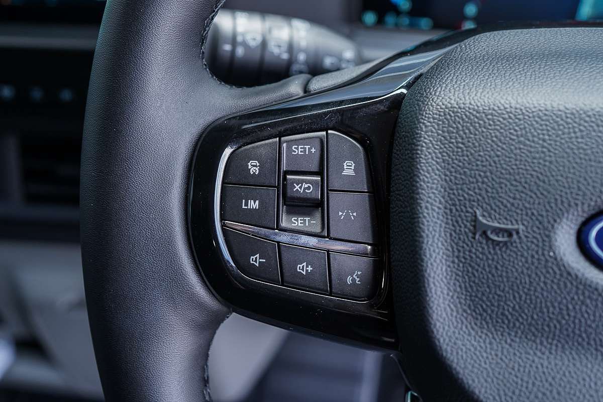 2025 Ford Transit Custom Trail LWB AV LWB Low Roof