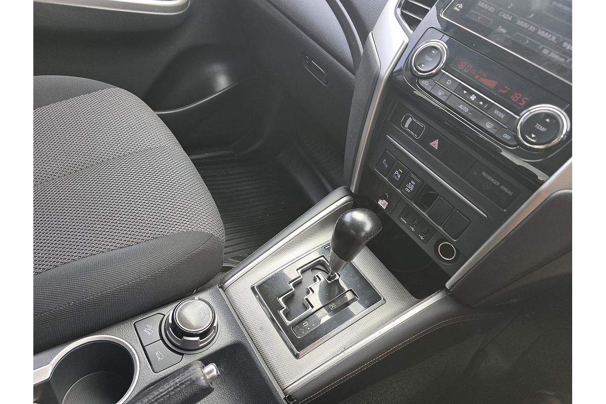2019 Mitsubishi Triton GLS MR 4X4