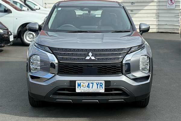 2022 Mitsubishi Outlander ES ZM