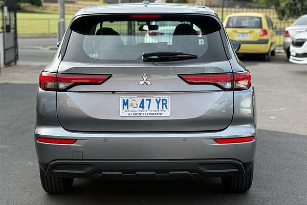 2022 Mitsubishi Outlander ES ZM