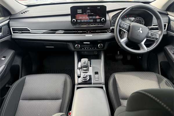 2022 Mitsubishi Outlander ES ZM