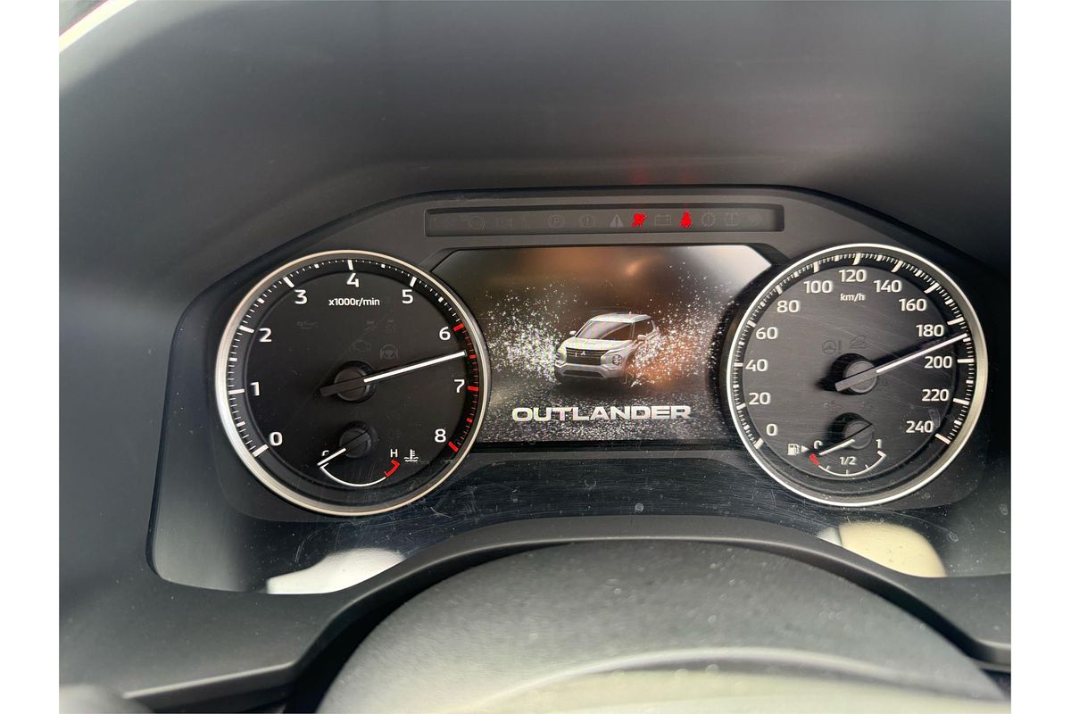 2022 Mitsubishi Outlander ES ZM