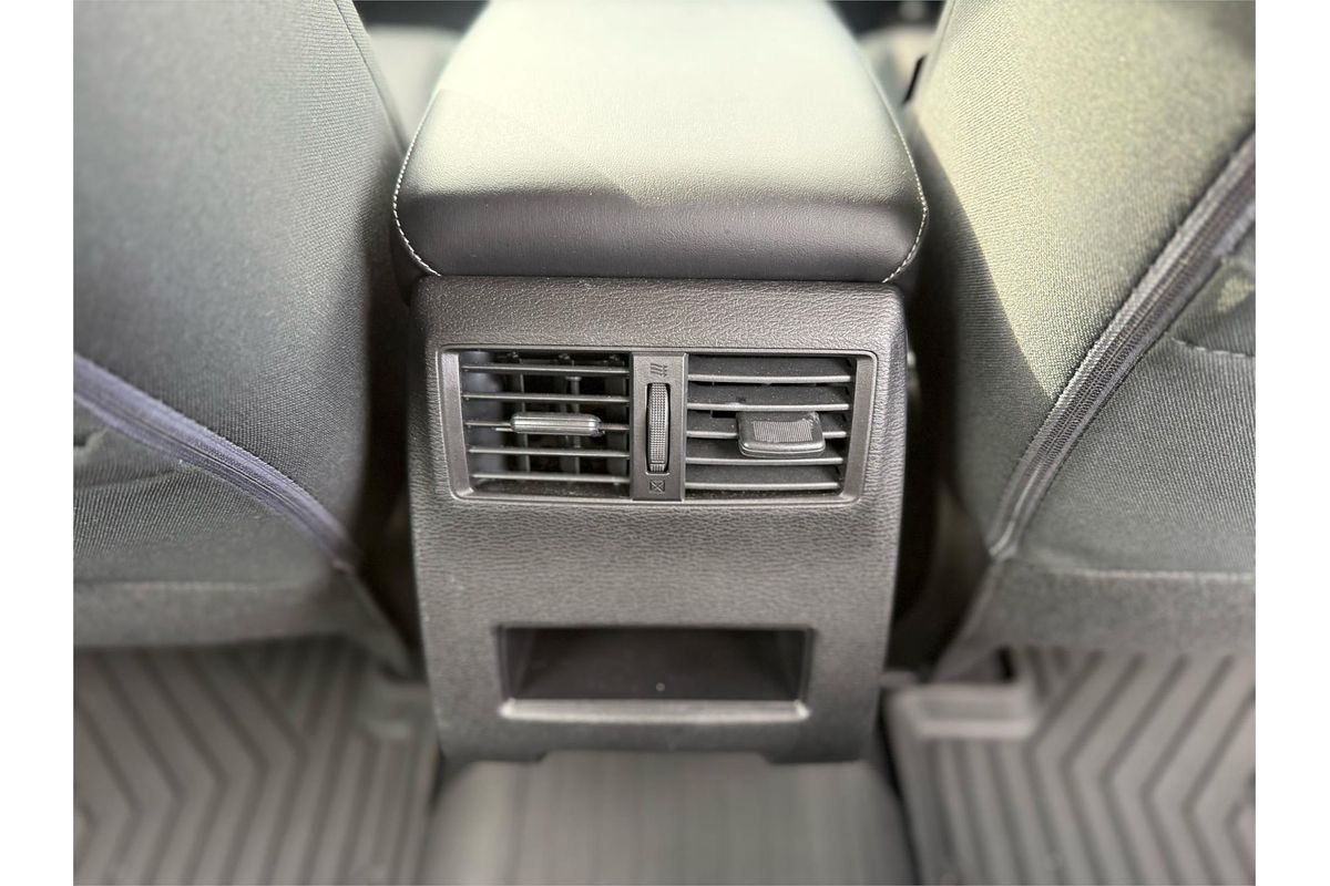 2022 Mitsubishi Outlander ES ZM