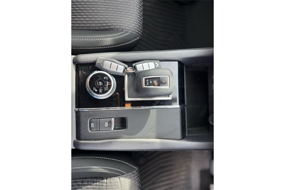 2022 Mitsubishi Outlander ES ZM