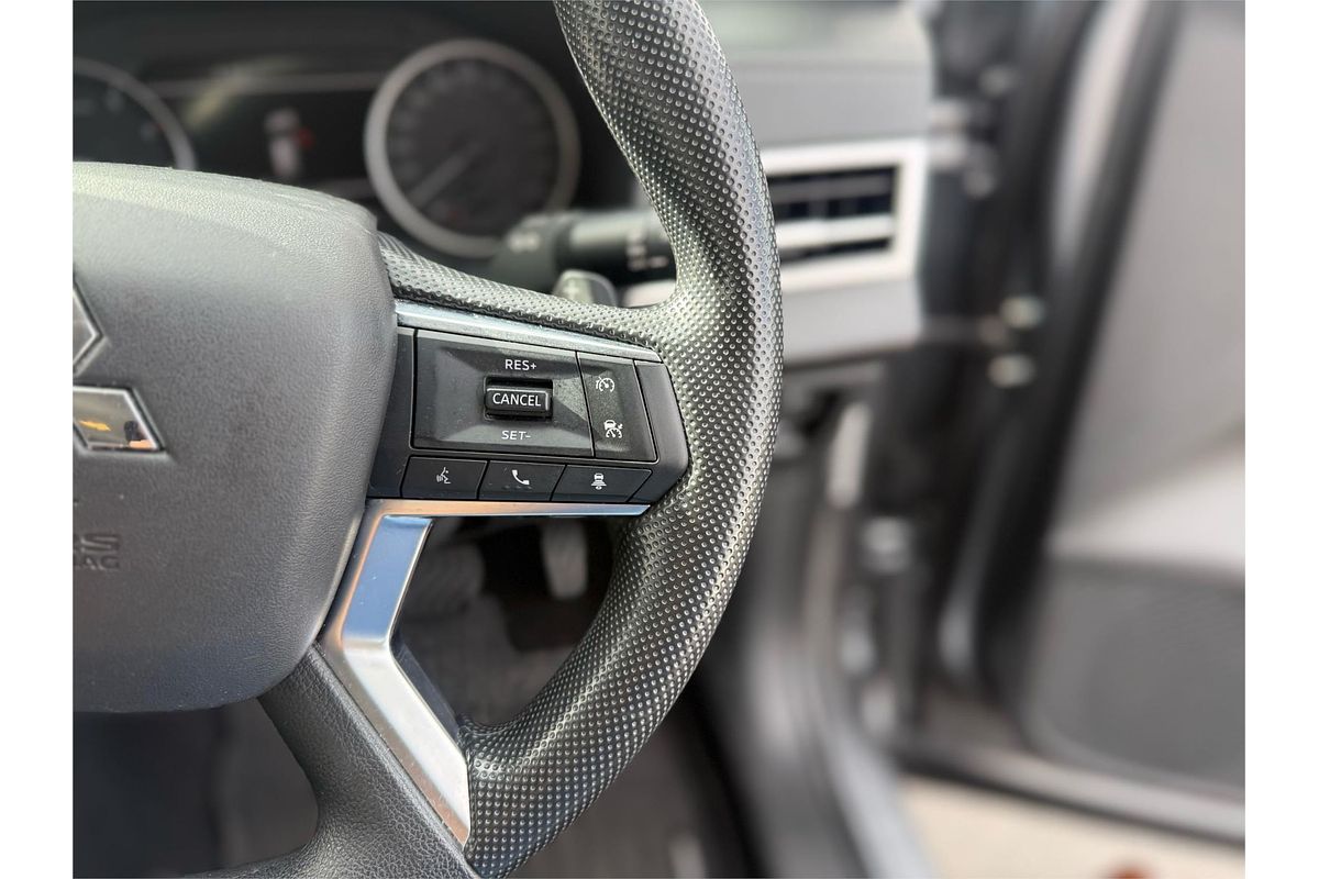 2022 Mitsubishi Outlander ES ZM