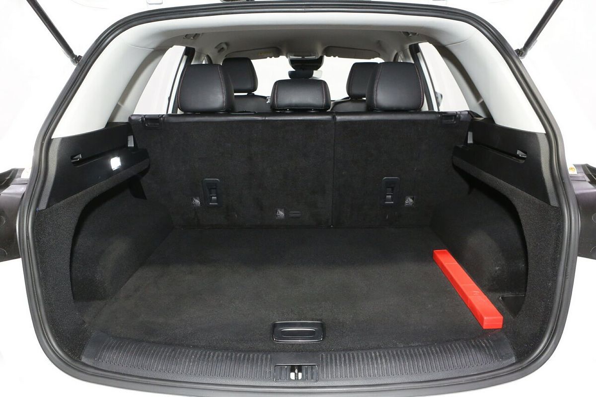 2024 MG HS Vibe AS33