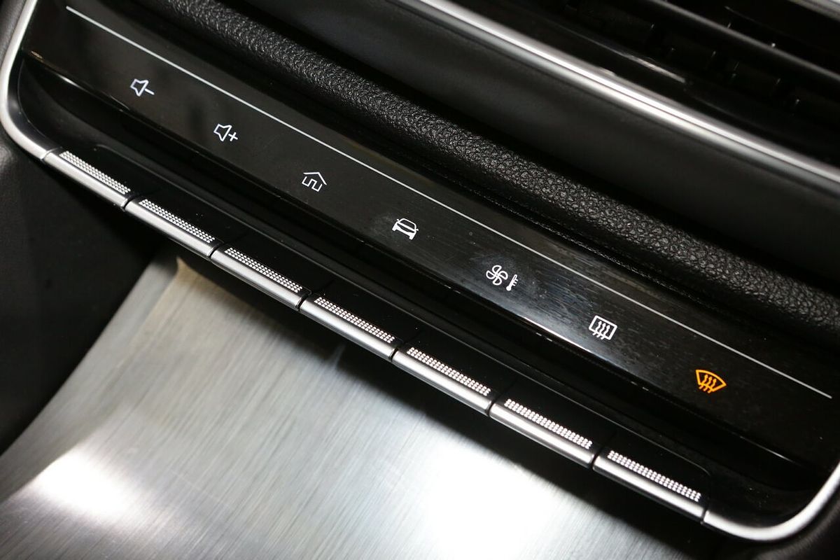 2024 MG HS Vibe AS33