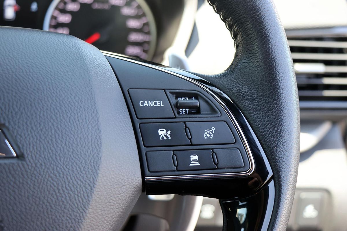 2023 Mitsubishi Eclipse Cross Exceed YB