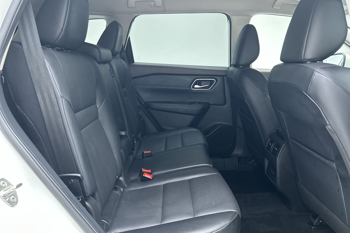 2023 Nissan X-TRAIL ST-L T33