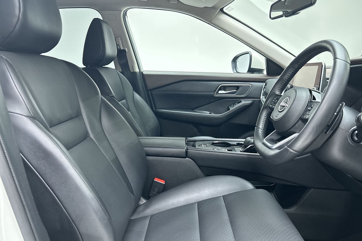 2023 Nissan X-TRAIL ST-L T33