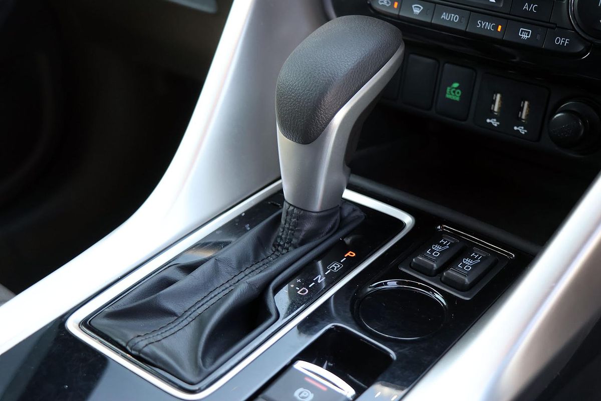 2023 Mitsubishi Eclipse Cross Exceed YB