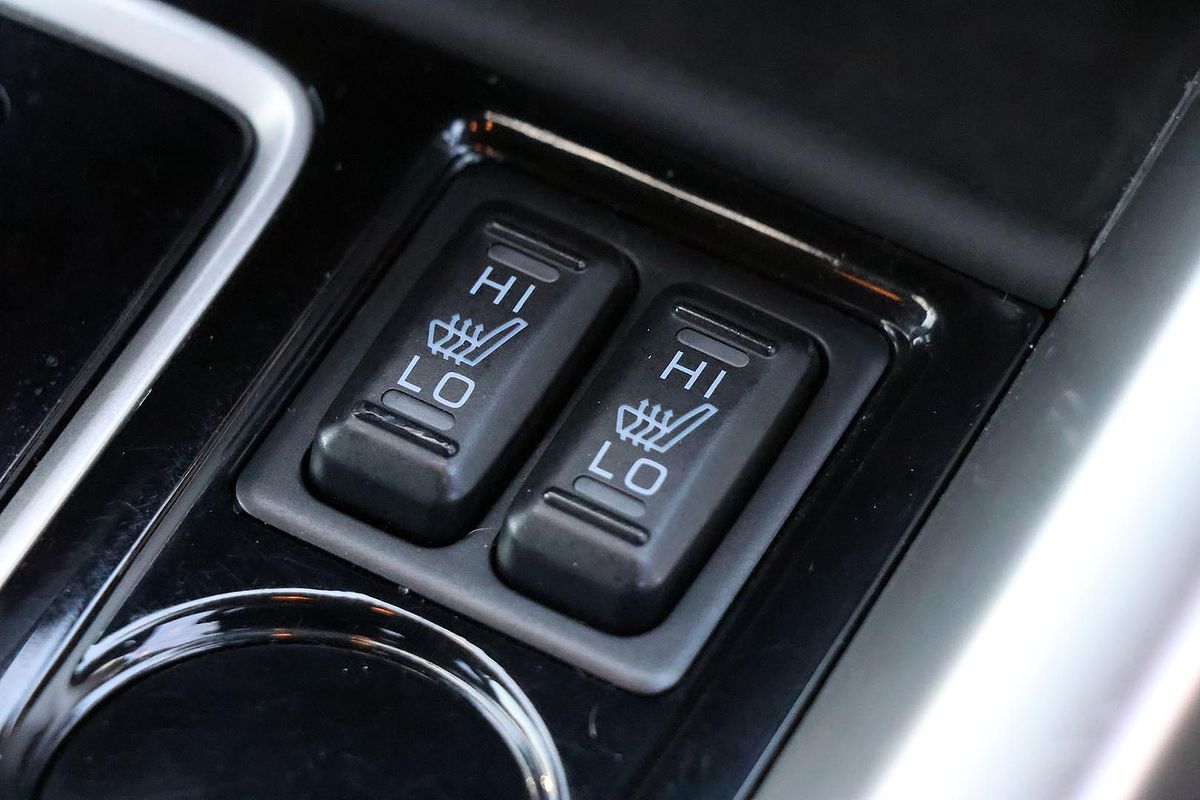 2023 Mitsubishi Eclipse Cross Exceed YB