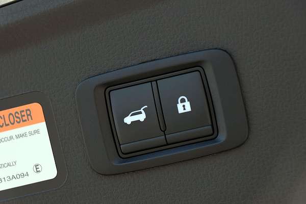 2023 Mitsubishi Eclipse Cross Exceed YB