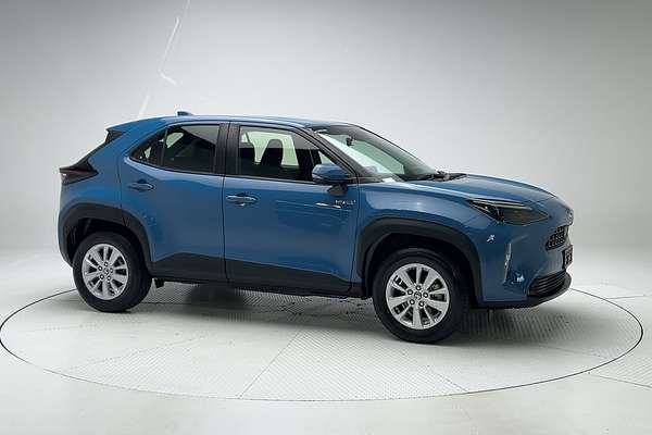 2021 Toyota Yaris Cross GX MXPJ10R thumb-3