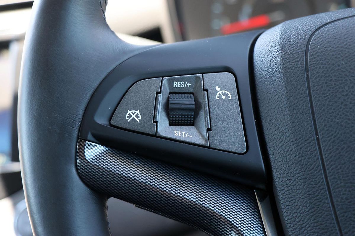 2013 Holden Malibu CDX EM