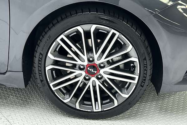 2022 Kia Cerato GT BD thumb-9