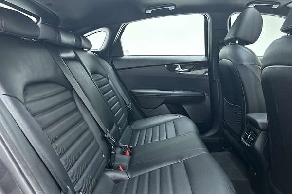 2022 Kia Cerato GT BD thumb-11