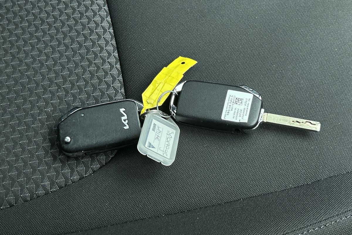 2024 Kia Sportage S NQ5