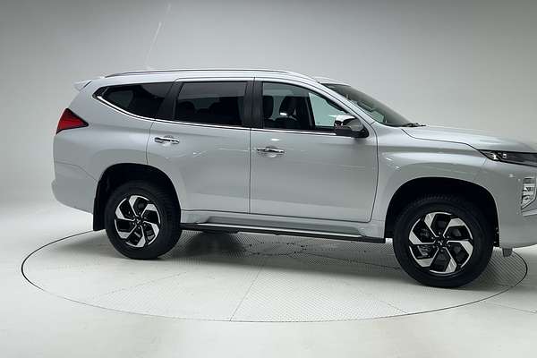2024 Mitsubishi Pajero Sport GLS QG thumb-3