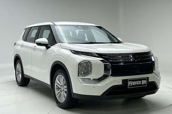 2023 Mitsubishi Outlander ES ZM