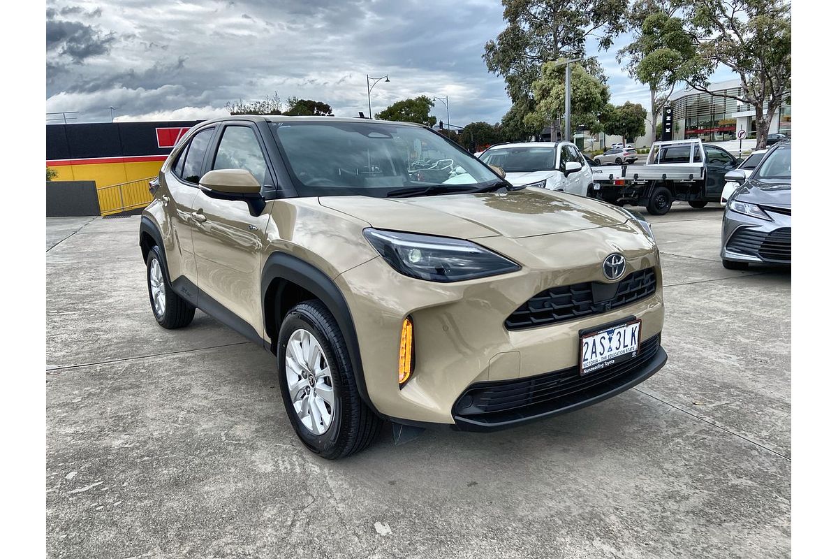 2024 Toyota Yaris Cross GXL MXPJ10R