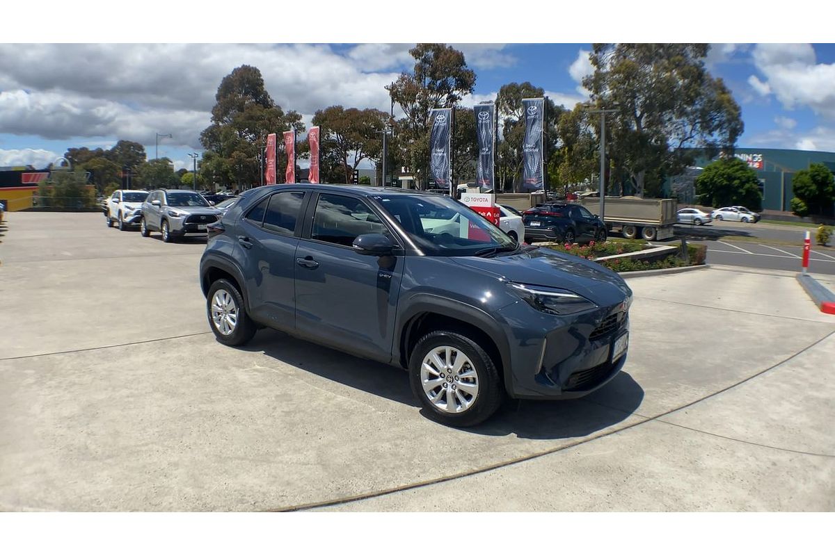 2025 Toyota Yaris Cross GXL MXPJ10R