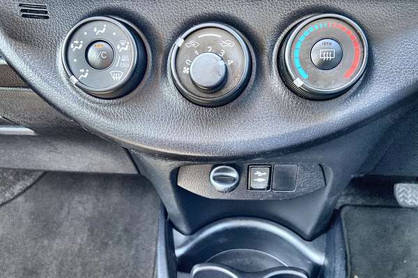 2015 Toyota Yaris Ascent NCP130R