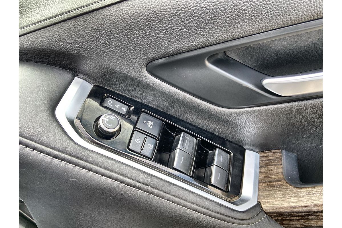 2021 Toyota Landcruiser VX FJA300R