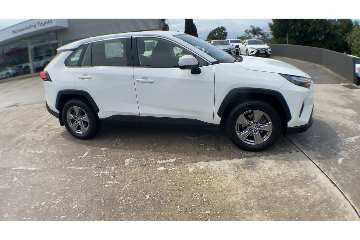 2022 Toyota RAV4 GX AXAH54R