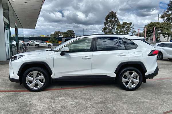 2021 Toyota RAV4 GXL AXAH54R