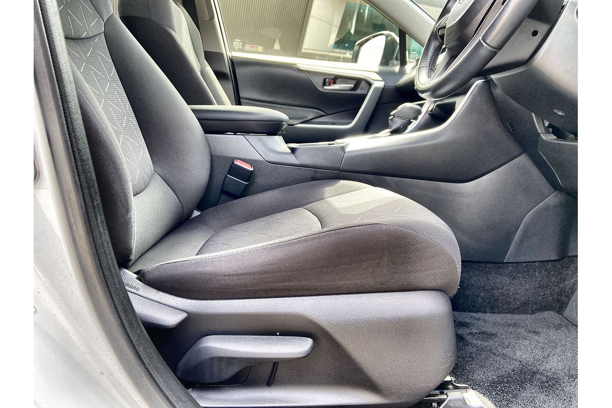 2021 Toyota RAV4 GXL AXAH54R