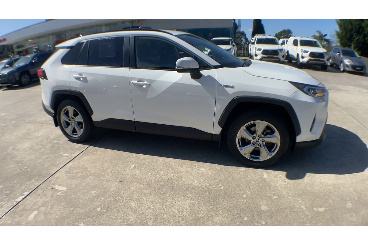 2020 Toyota RAV4 GXL AXAH52R