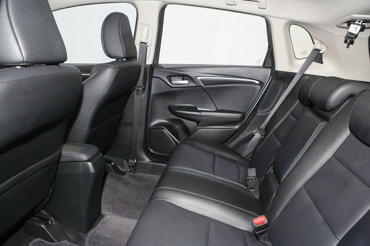 2015 Honda Jazz VTi-L GF