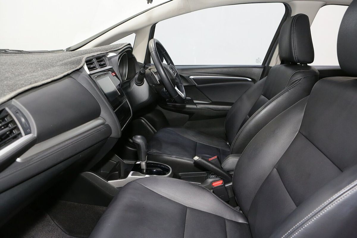 2015 Honda Jazz VTi-L GF