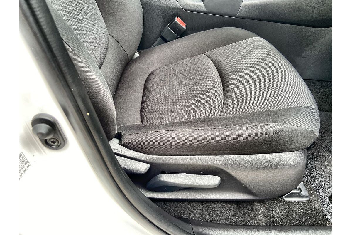 2021 Toyota RAV4 GXL AXAH52R