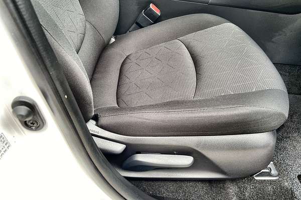 2021 Toyota RAV4 GXL AXAH52R