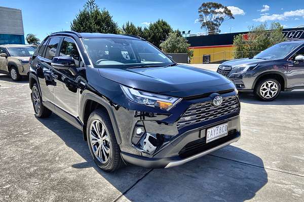 2024 Toyota RAV4 GXL AXAH52R