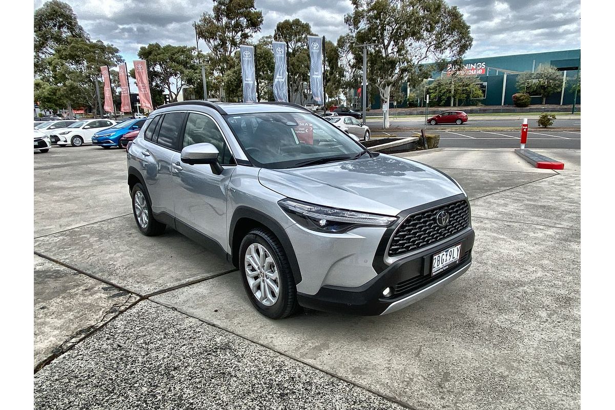2024 Toyota Corolla Cross GXL MXGH10R