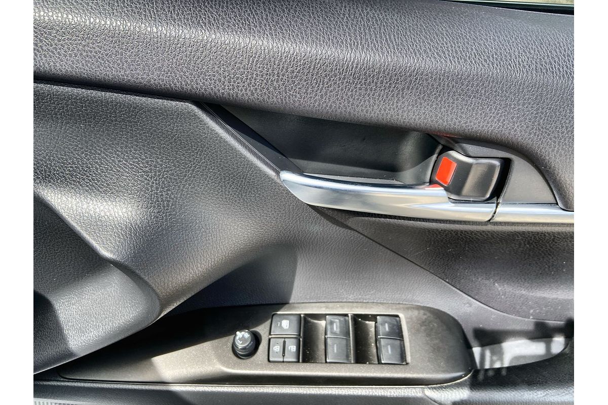 2022 Toyota Camry Ascent AXVH70R