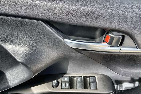 2022 Toyota Camry Ascent AXVH70R