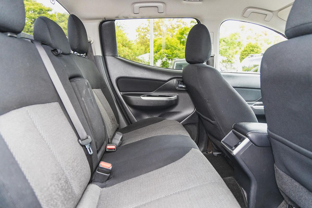 2021 Mitsubishi Triton GLS MR 4X4