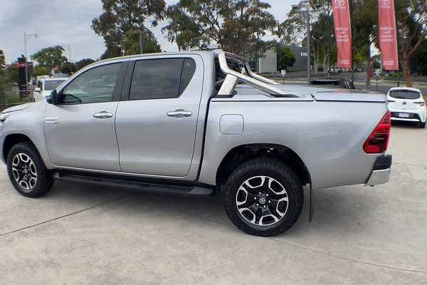 2022 Toyota Hilux SR5 GUN126R 4X4