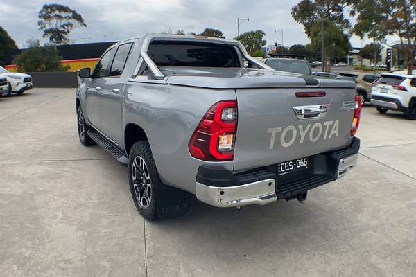 2022 Toyota Hilux SR5 GUN126R 4X4