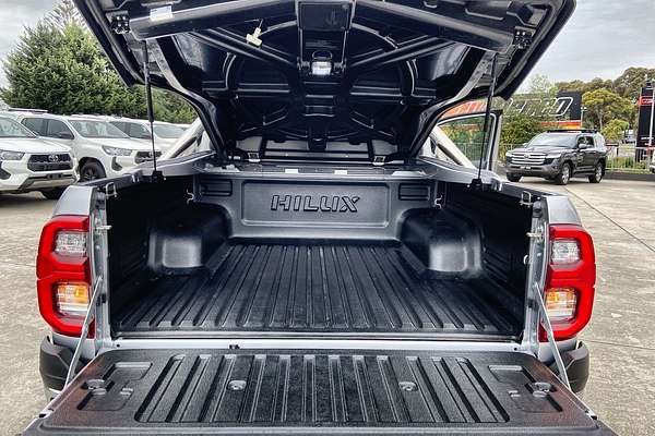 2022 Toyota Hilux SR5 GUN126R 4X4
