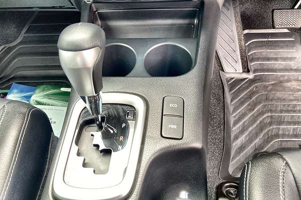 2022 Toyota Hilux SR5 GUN126R 4X4