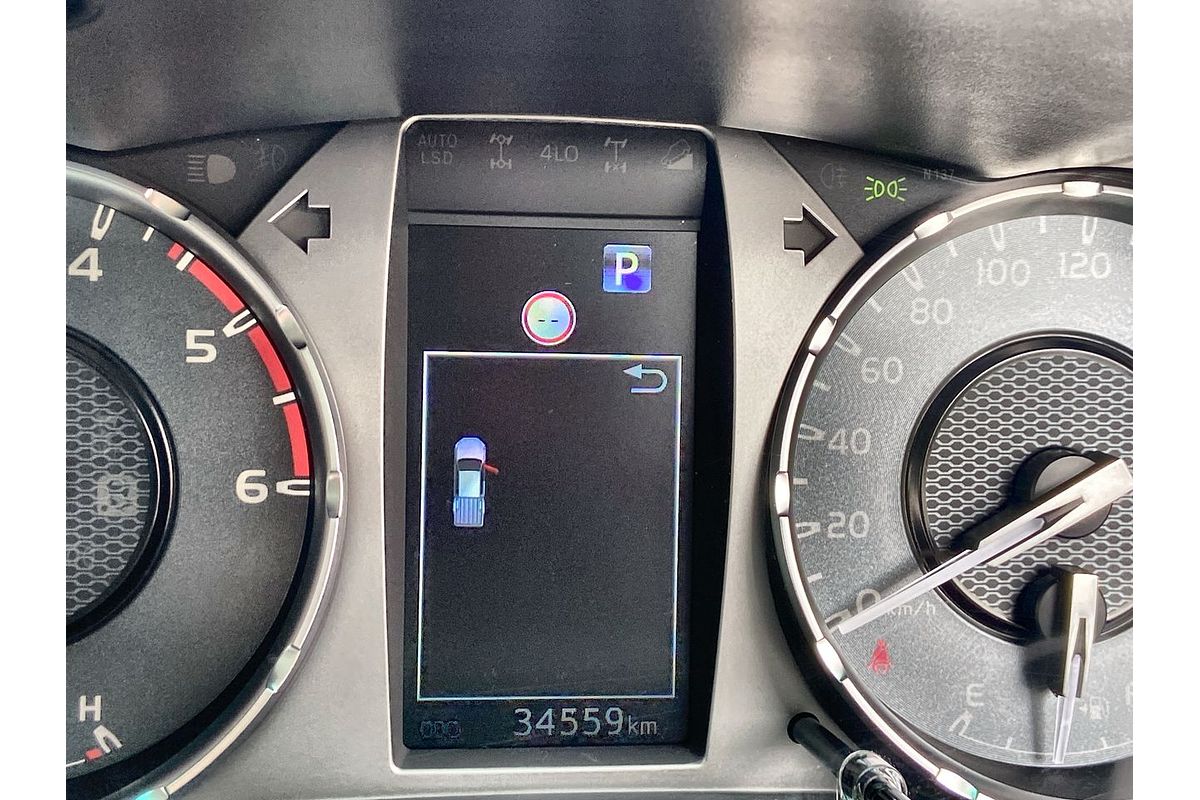 2022 Toyota Hilux SR5 GUN126R 4X4