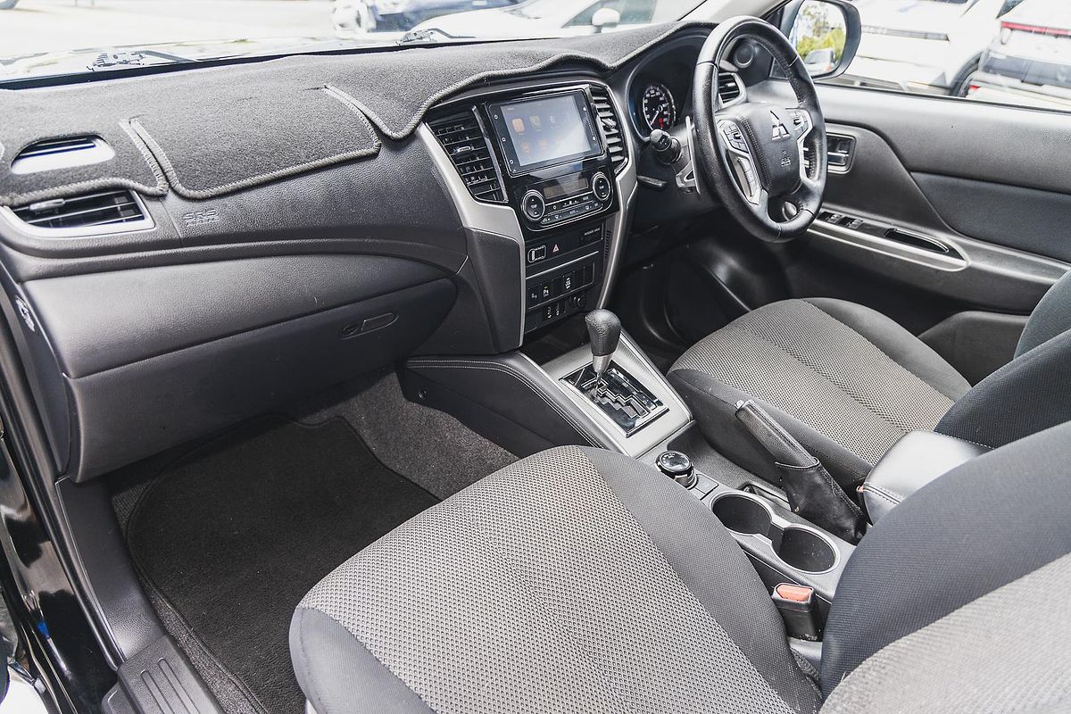 2021 Mitsubishi Triton GLS MR 4X4